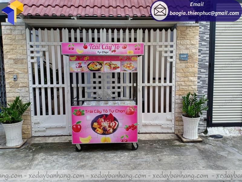 Tủ inox bán trái cây ướp lạnh thiết kế thêm khay đựng cao cấp